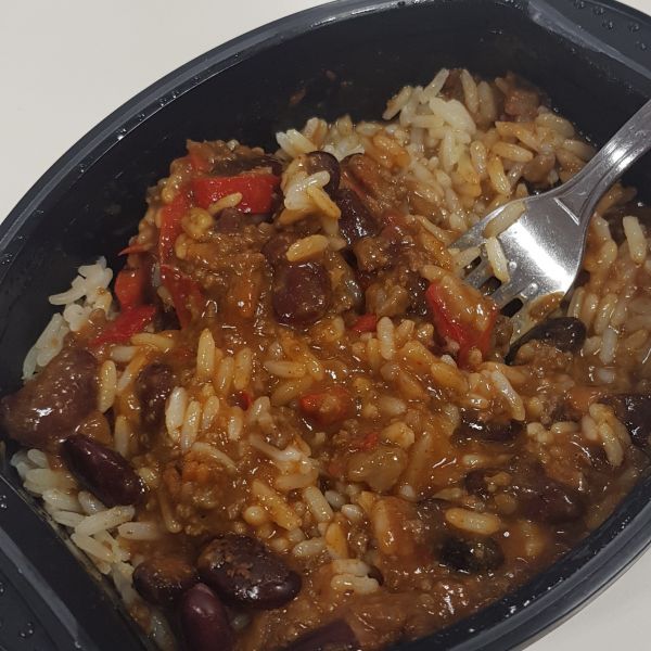 Chili con carne et riz blanc
