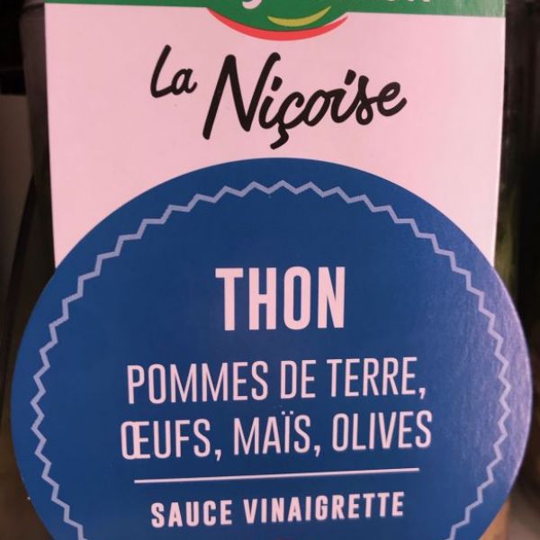 La Niçoise - Thon, pommes de terre, oeufs, maïs, olives, sauce vinaigrette