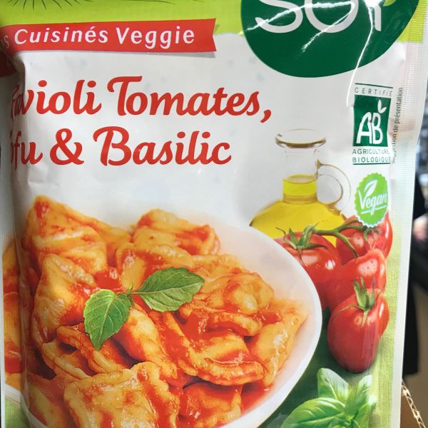 Ravioli Tofu Tomates et Basilic